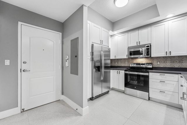 3 of 55 - 801 S Olive Avenue #unit 820, West Palm Beach, FL