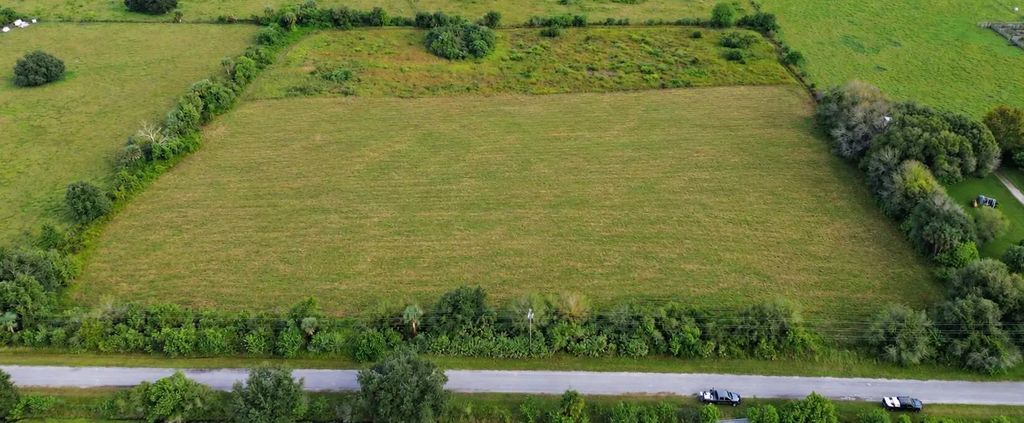 16905 Nw 220th Street, Okeechobee