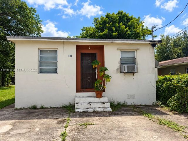 3 of 6 - 722 Nw 53rd Street, Miami, FL