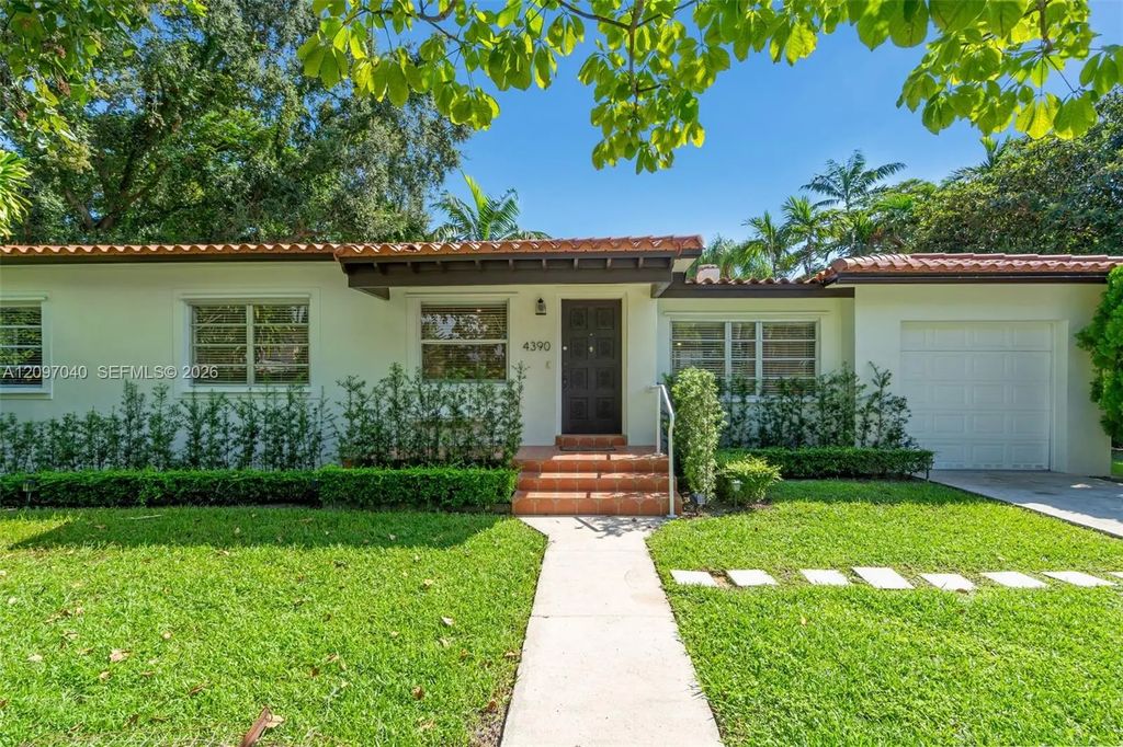 4390 Sw 10th Street #4390, Miami