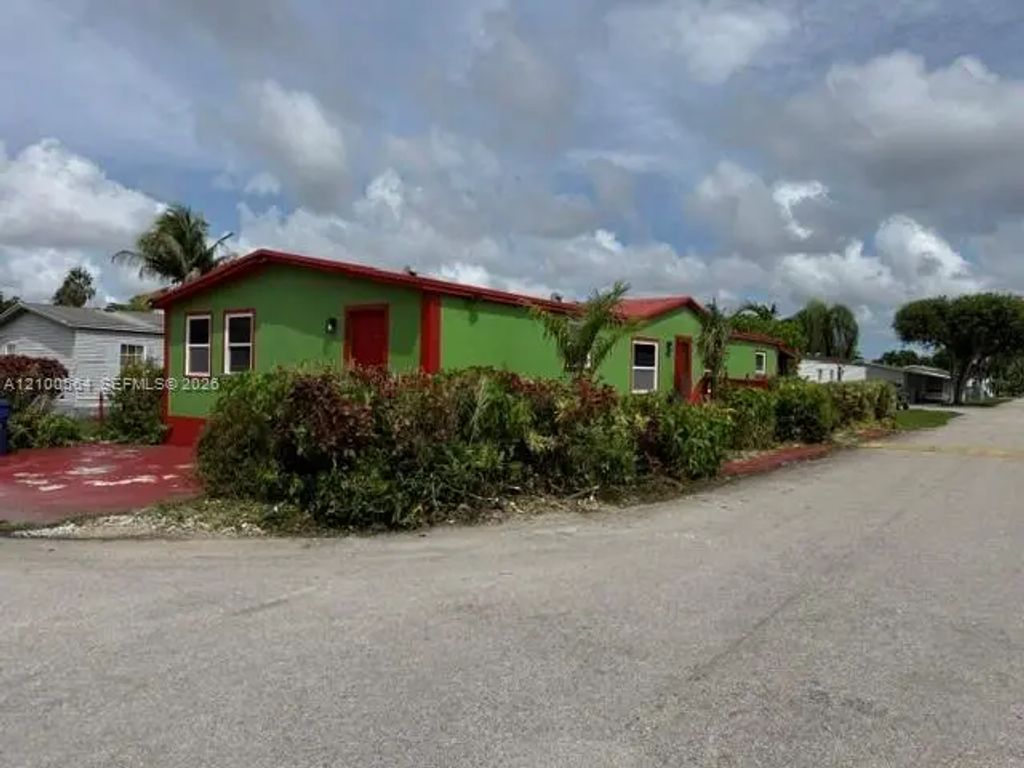 19800 Sw 180th Avenue #lot 259, Miami