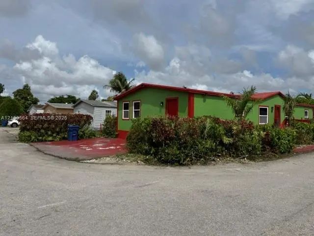2 of 17 - 19800 Sw 180th Avenue #lot 259, Miami, FL