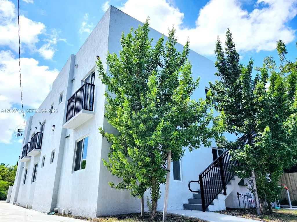 580 Nw 34th Street #5, Miami