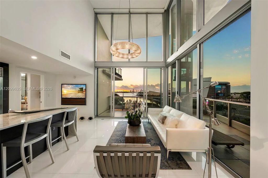 900 Biscayne Boulevard #701, Miami