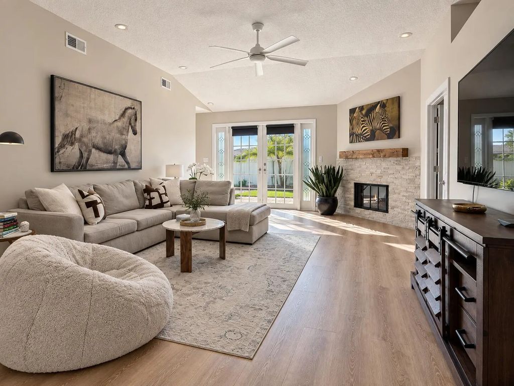 13009 W Meadowbreeze Drive, Wellington
