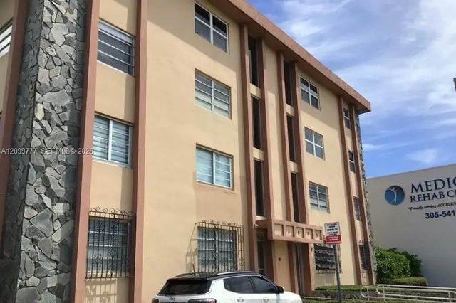 3075 Nw 7th Street #101, Miami