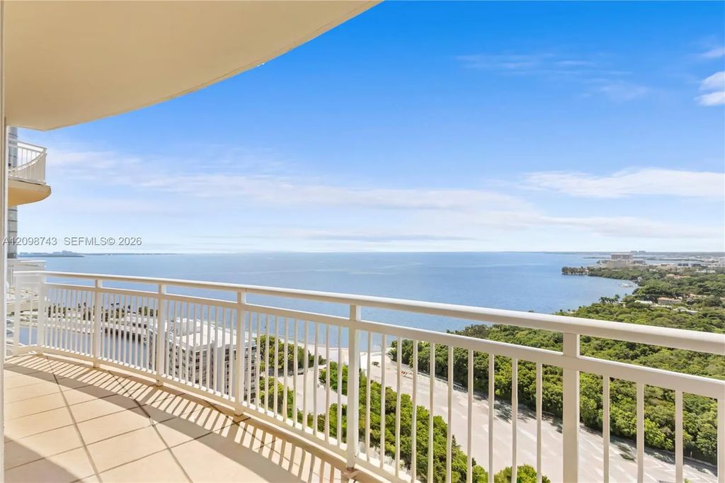 2475 Brickell Avenue #2601, Miami