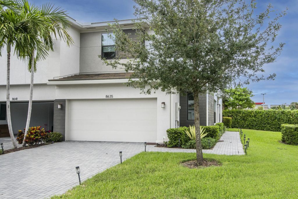 8635 Antarus Drive, Lake Worth