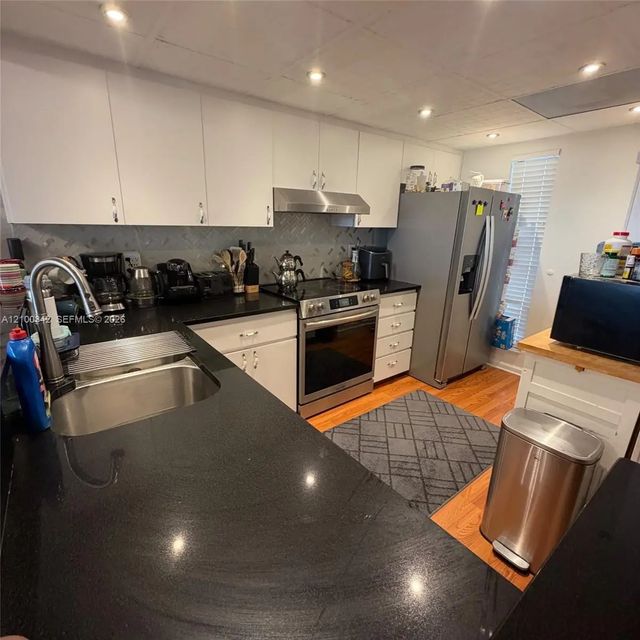 2 of 13 - 17 Royal Palm Way #6040, Boca Raton, FL