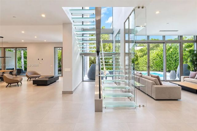 2 of 46 - 110 Reef Lane #10, Key Biscayne, FL
