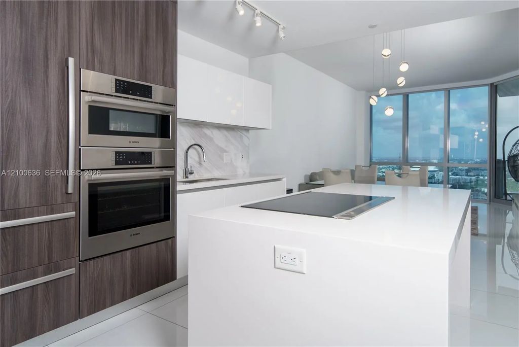 851 Ne 1st Avenue #4406, Miami
