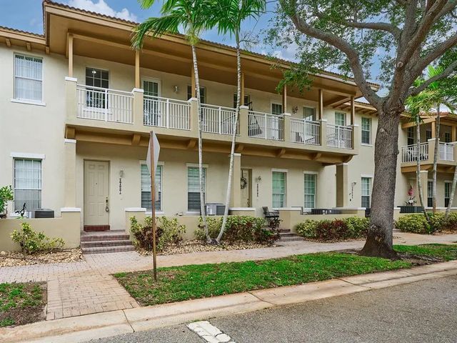 2 of 31 - 2401 Nw 7th Street, Boynton Beach, FL