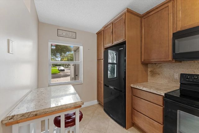 3 of 30 - 8959 Sunnywood Place, Boca Raton, FL