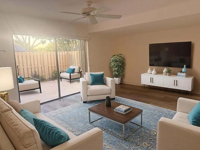 5 of 20 - 2622 Nw 7th Court #b, Delray Beach, FL