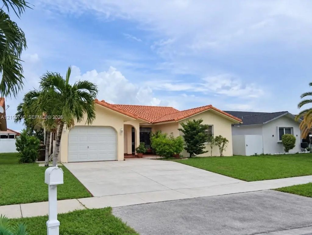 7557 W 4th Lane, Hialeah