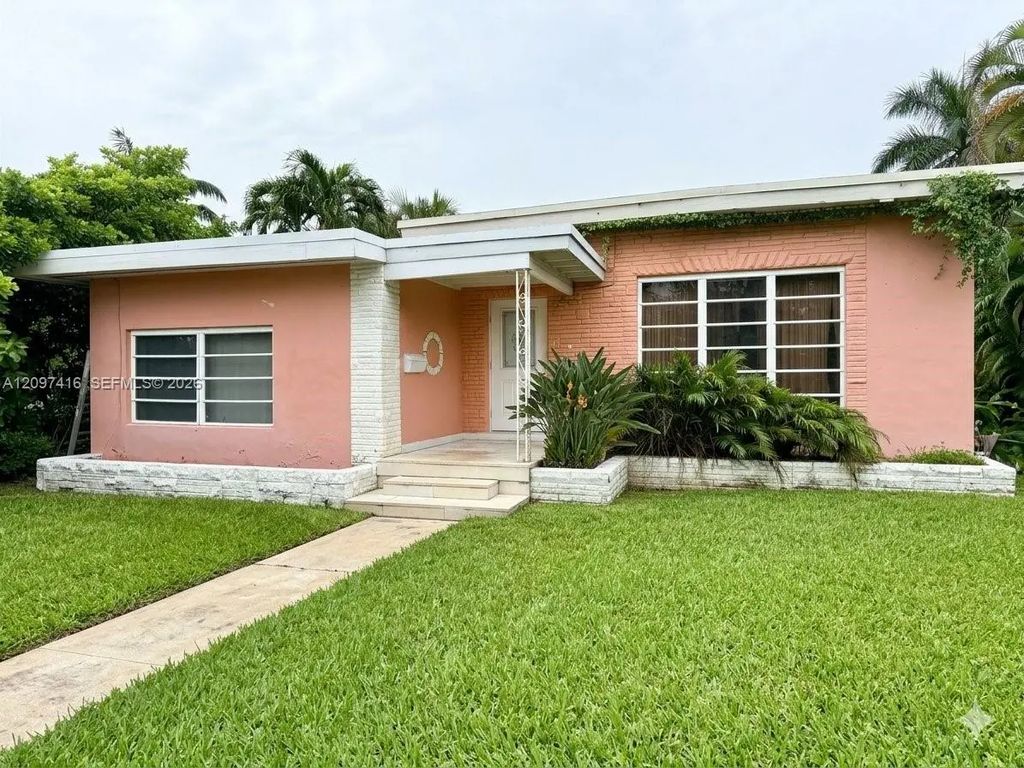 2141 Ne 124th Street, North Miami