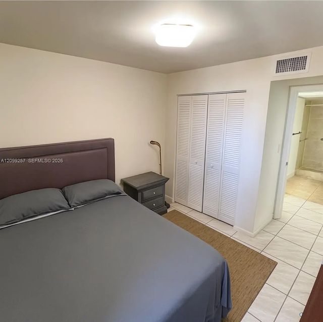 3 of 14 - 9686 Fontainebleau Boulevard #402, Miami, FL