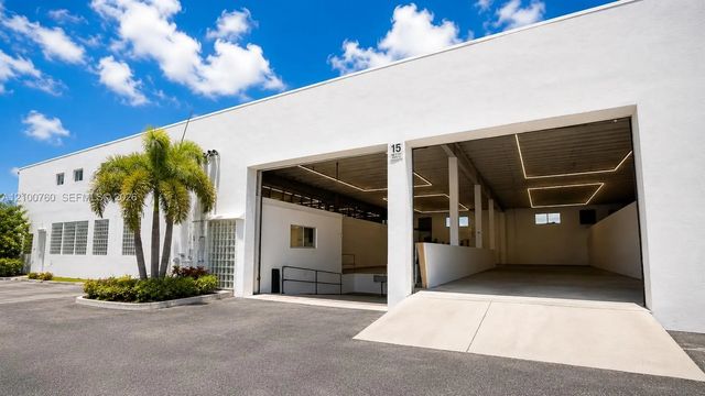 995 Nw 72nd Street, Miami