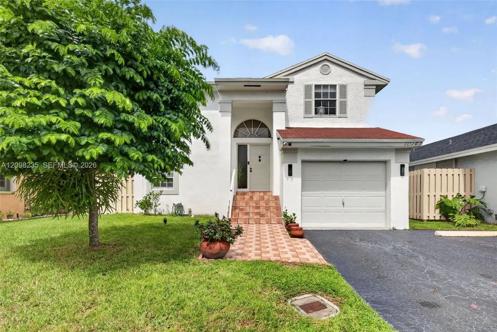 10747 Nw 37th Place, Sunrise