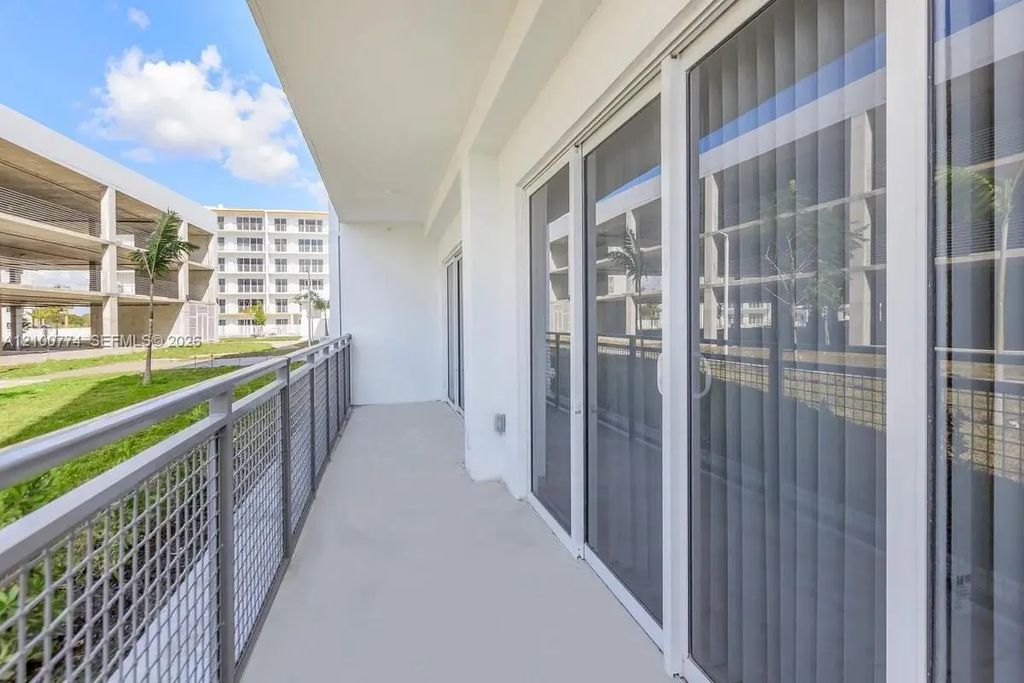 25850 Sw 140th Court #5-402, Homestead