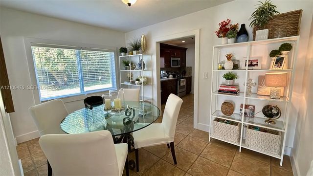 3 of 17 - 5801 Sw 53rd Terrace, Miami, FL