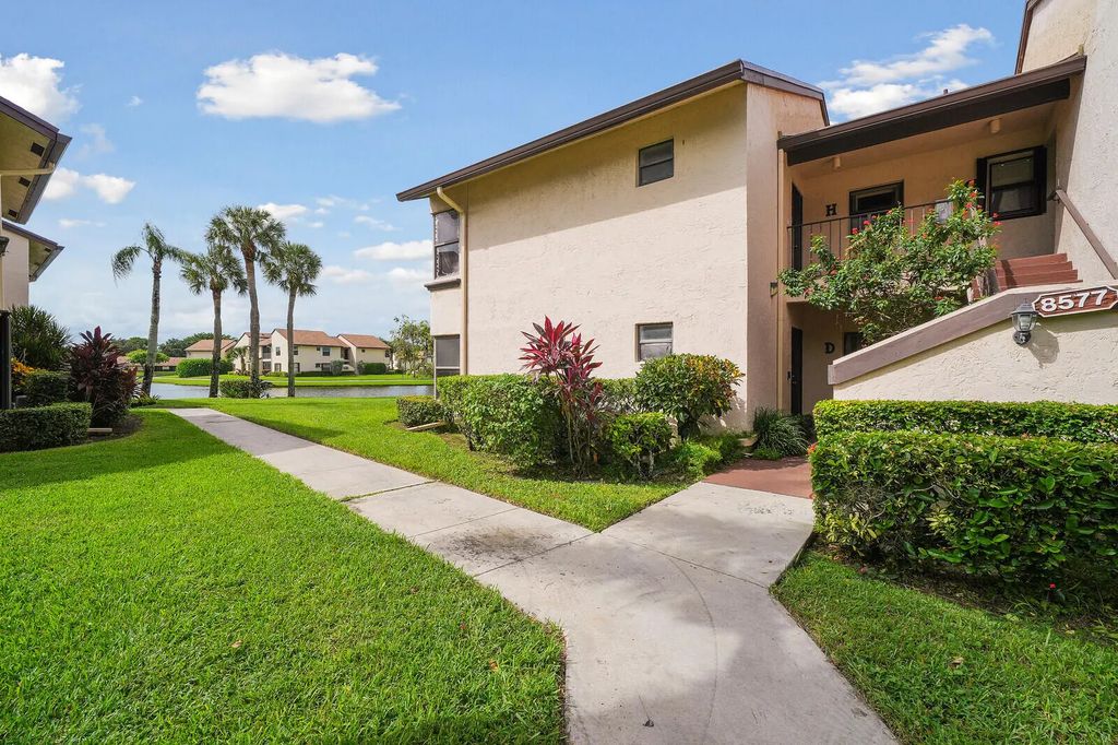 8577 Boca Glades Boulevard W #d, Boca Raton