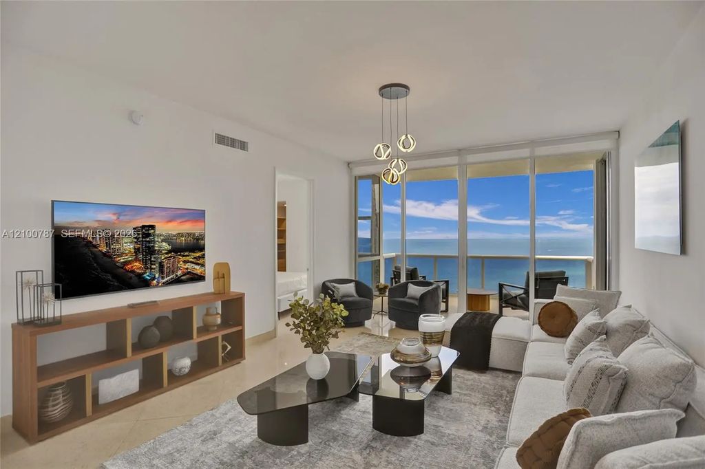 18101 Collins Avenue #3504, Sunny Isles Beach