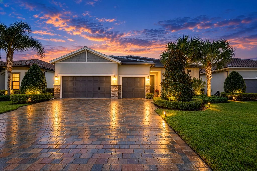 652 Se Boboli Way, Port St. Lucie