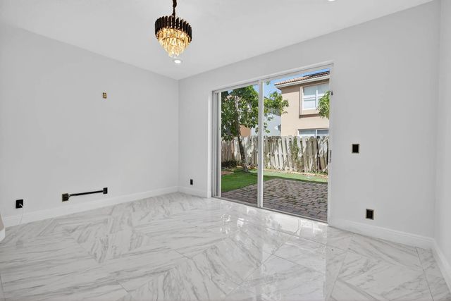 3 of 18 - 4083 Lake Tahoe Circle, West Palm Beach, FL