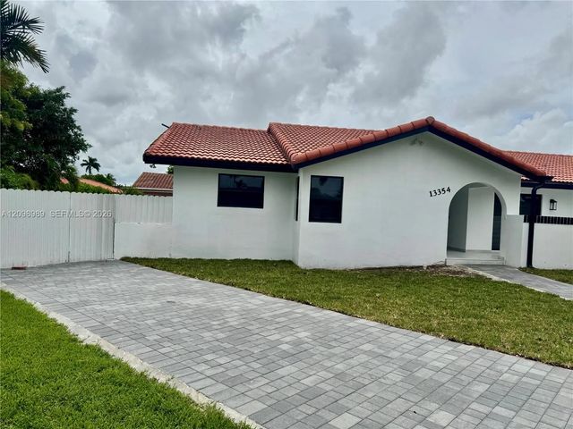 2 of 33 - 13354 Sw 1st Terrace, Miami, FL