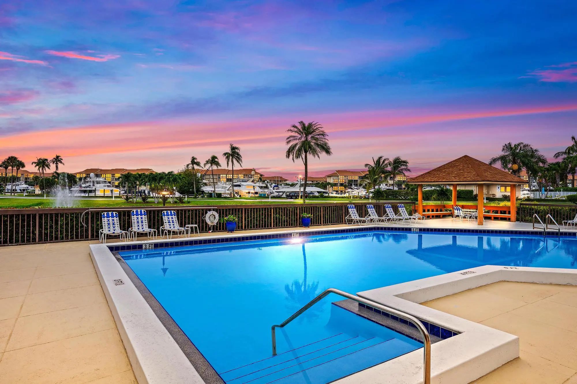 Residential Jupiter home for sale: 601 Seafarer Circle #201 - MLS B26085047