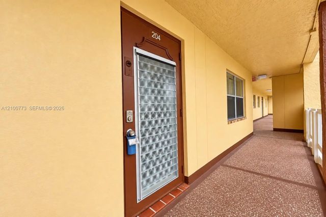 5 of 49 - 8901 Sunrise Lakes Boulevard #204, Sunrise, FL