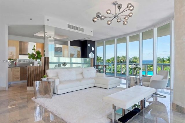 3 of 27 - 100 S Pointe Drive #506, Miami Beach, FL
