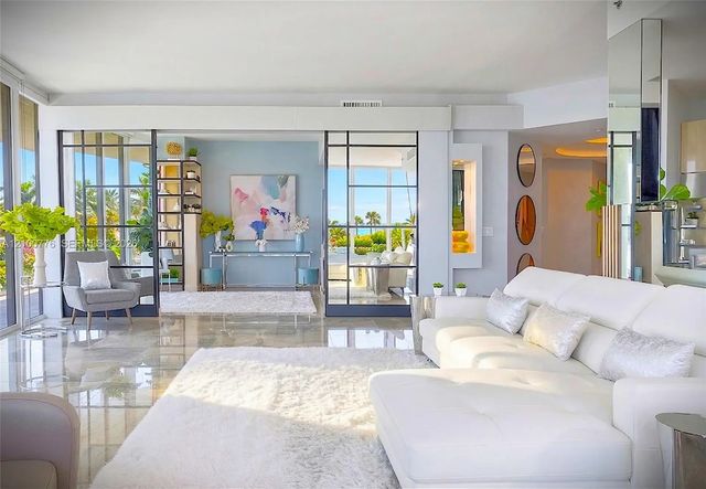 5 of 27 - 100 S Pointe Drive #506, Miami Beach, FL