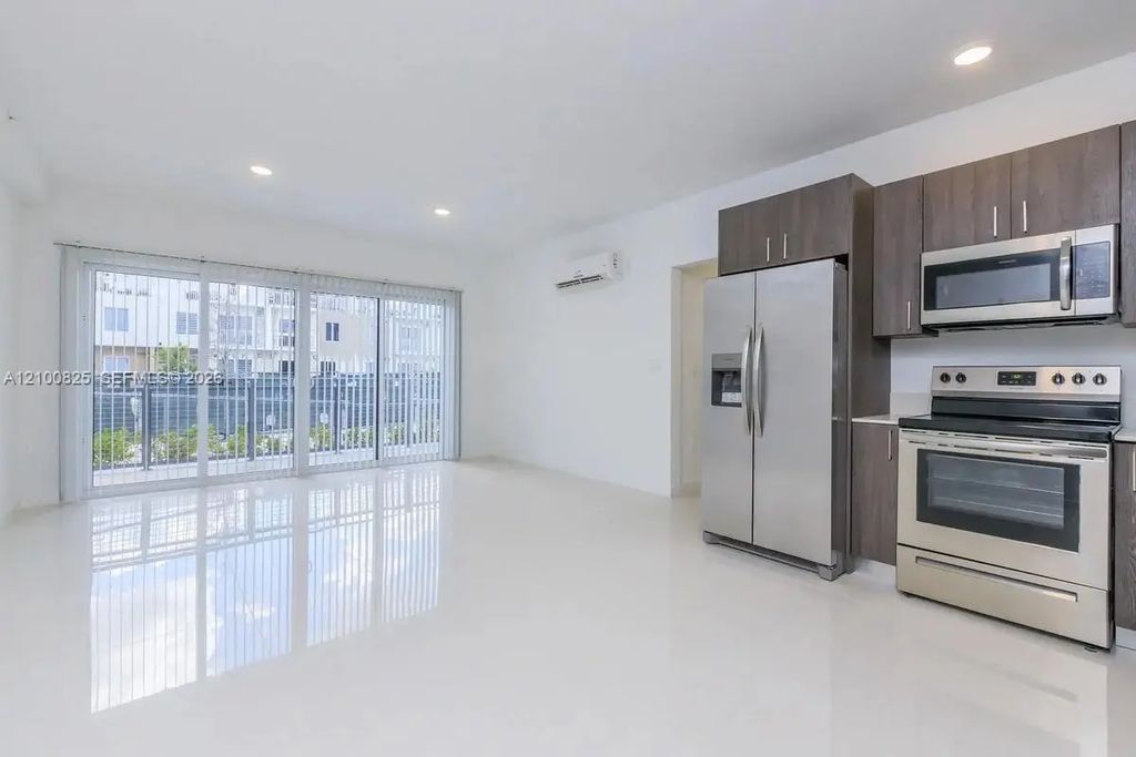 25850 Sw 140th Court #7-601, Homestead