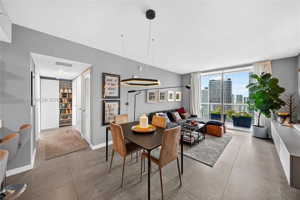 1100 S Miami Avenue #3807, Miami
