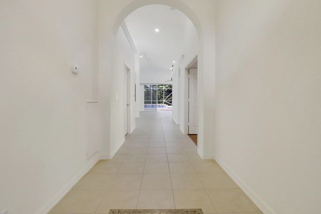 5 of 38 - 6815 Se Twin Oaks Circle, Stuart, FL