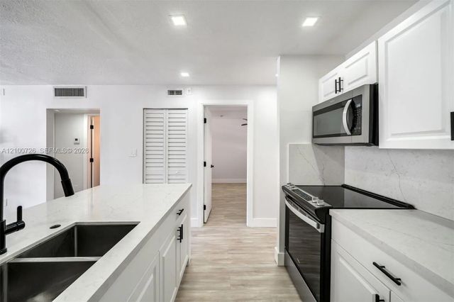 2 of 27 - 8267 Sw 128th Street #115, Pinecrest, FL