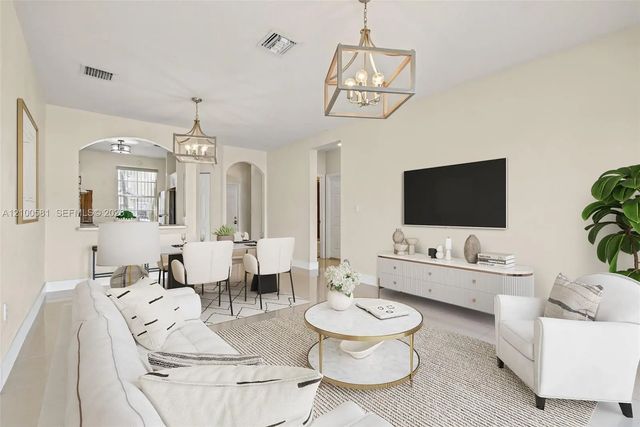 2 of 26 - 645 E Mowry Court, Homestead, FL