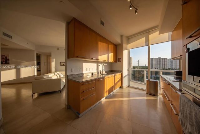 2 of 35 - 15901 Collins Avenue #405, Sunny Isles Beach, FL