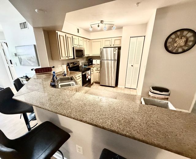 3 of 23 - 400 Scotia Drive #305, Hypoluxo, FL