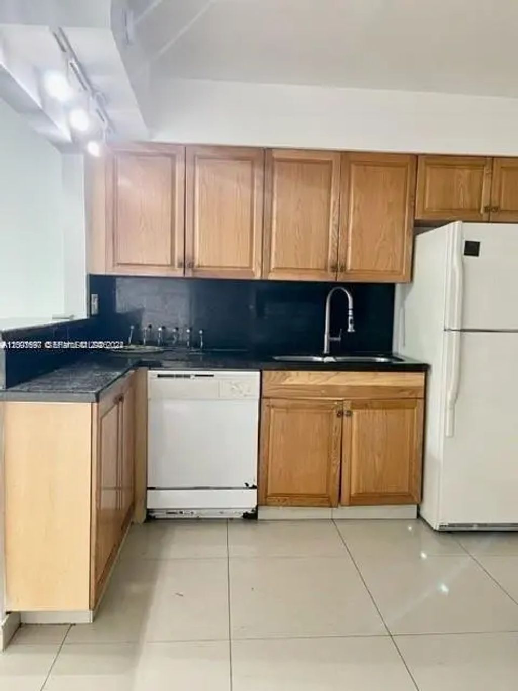 310 Sw 10th Terrace, Hallandale Beach