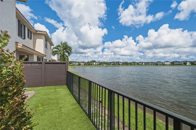 4 of 51 - 15965 Nw 91st Court #15965, Miami Lakes, FL