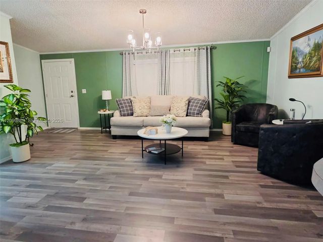 3 of 19 - 220 Ne 12th Avenue #123, Homestead, FL