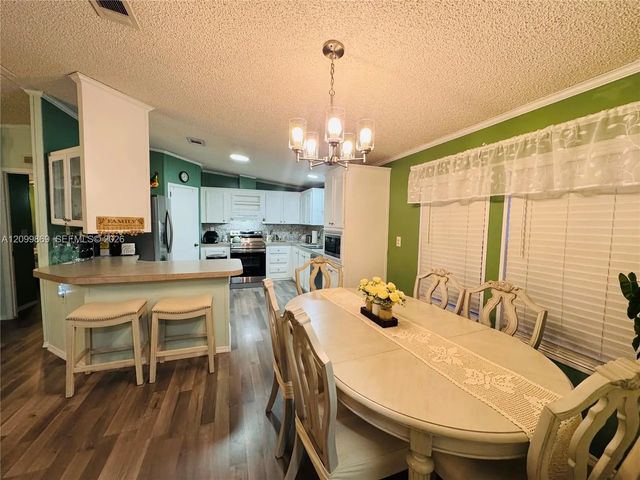 5 of 19 - 220 Ne 12th Avenue #123, Homestead, FL