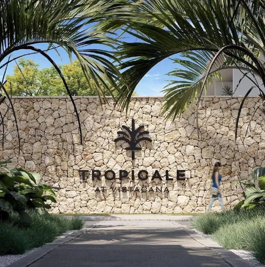 1 Tropicale8, 