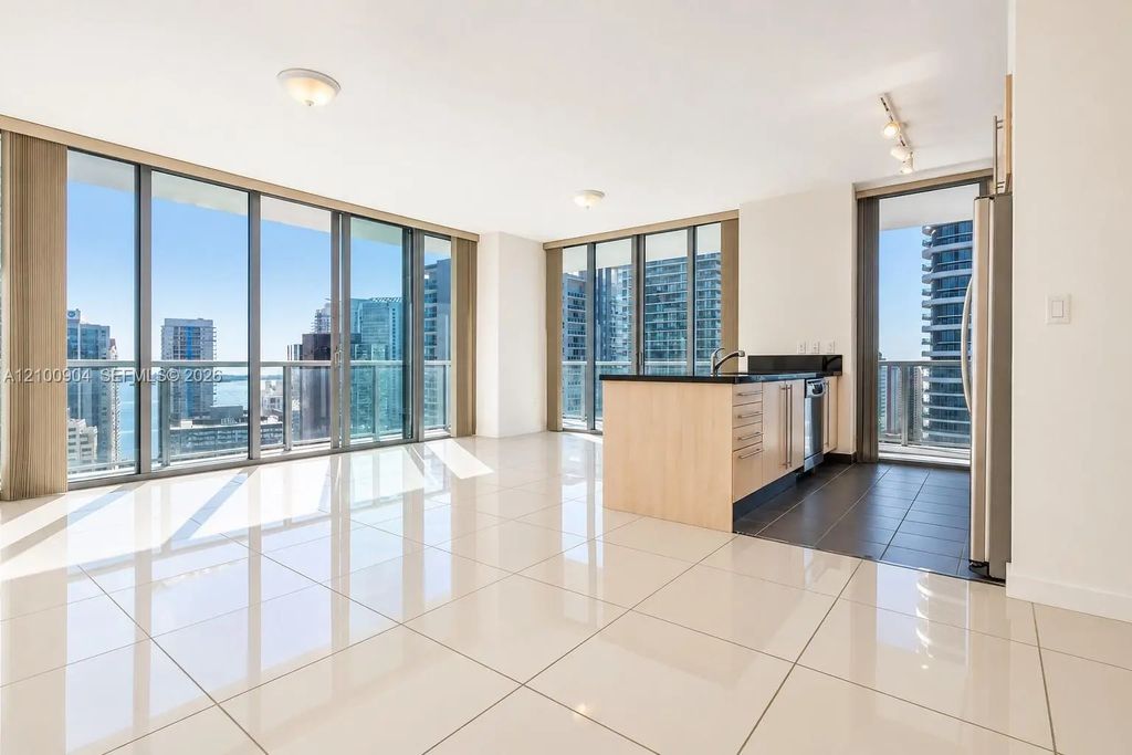 79 Sw 12th Street #1706-s, Miami