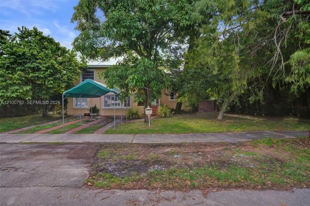 3 of 54 - 2210 Sw 79th Court, Miami, FL