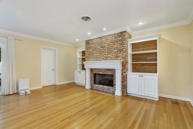 4 of 37 - 2607 Colgate Lane, Lake Worth Beach, FL