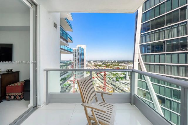 2 of 31 - 900 Biscayne Boulevard #5310, Miami, FL